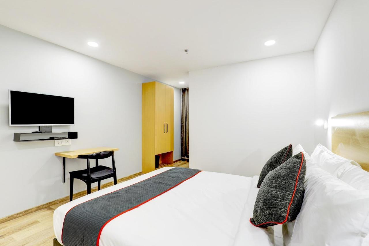 Super Townhouse Rajyash Rise Ξενοδοχείο Sarkhej Εξωτερικό φωτογραφία
