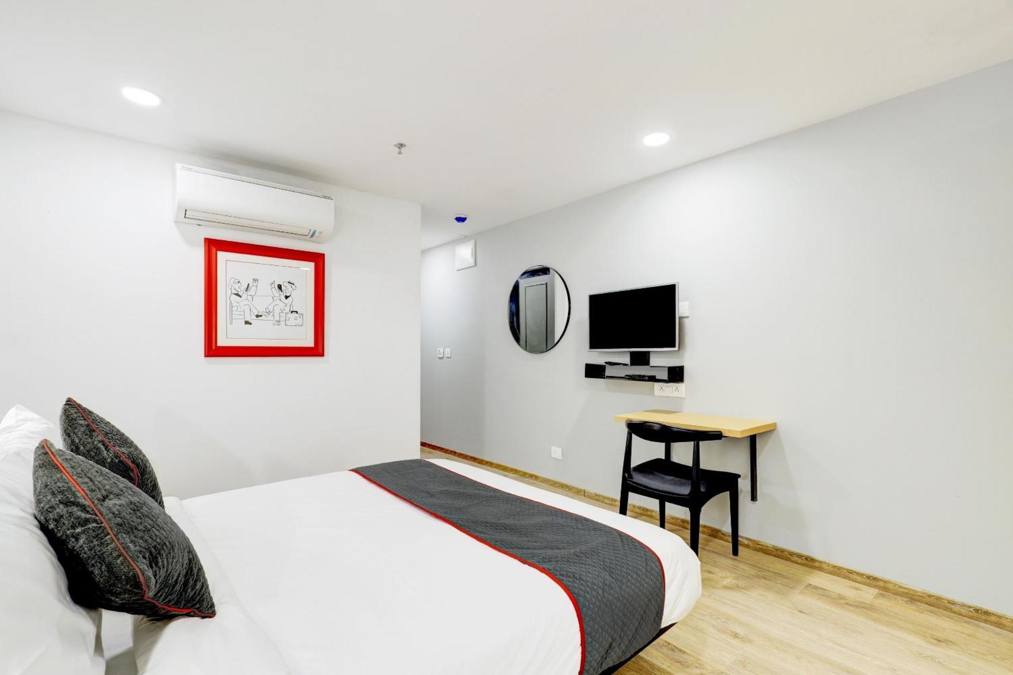 Super Townhouse Rajyash Rise Ξενοδοχείο Sarkhej Εξωτερικό φωτογραφία